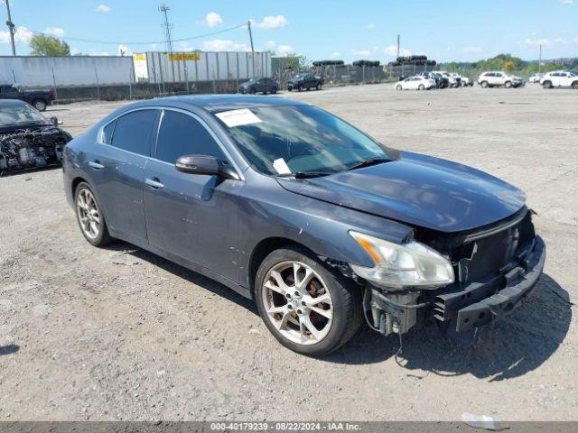  Salvage Nissan Maxima