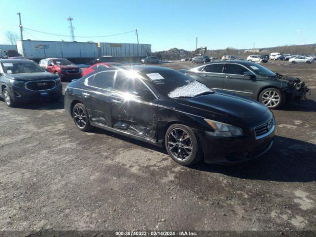  Salvage Nissan Maxima