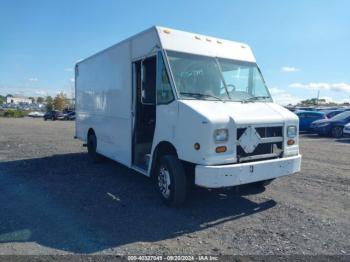  Salvage Freightliner Chassis