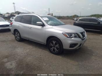  Salvage Nissan Pathfinder