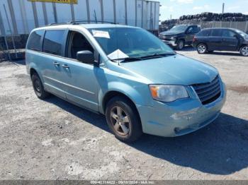  Salvage Chrysler Town & Country