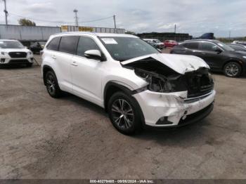  Salvage Toyota Highlander