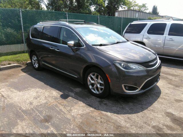  Salvage Chrysler Pacifica