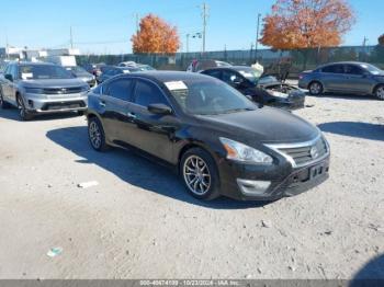  Salvage Nissan Altima