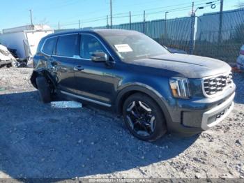  Salvage Kia Telluride