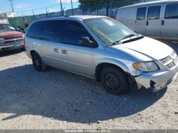  Salvage Dodge Grand Caravan