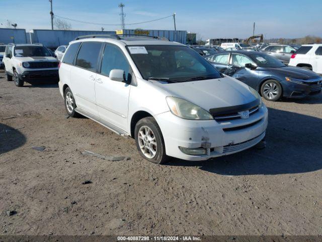  Salvage Toyota Sienna