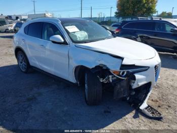  Salvage Alfa Romeo Stelvio