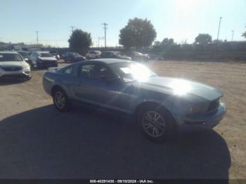  Salvage Ford Mustang