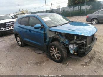  Salvage Hyundai TUCSON