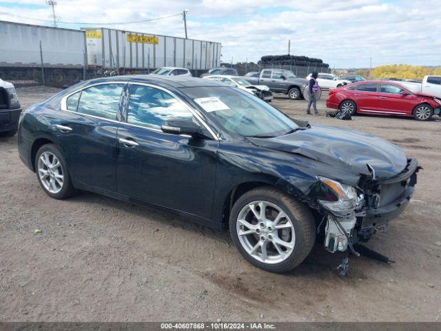  Salvage Nissan Maxima