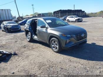  Salvage Hyundai TUCSON