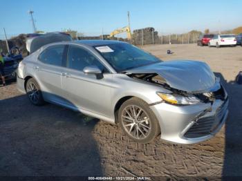  Salvage Toyota Camry