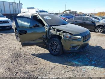  Salvage Jeep Cherokee