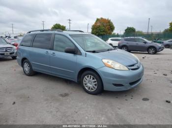  Salvage Toyota Sienna