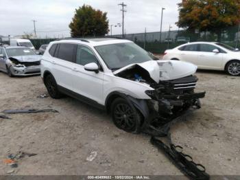  Salvage Volkswagen Tiguan