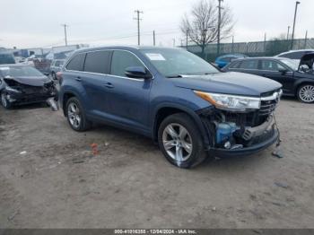  Salvage Toyota Highlander