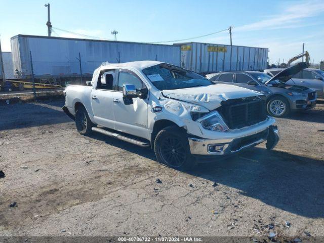  Salvage Nissan Titan