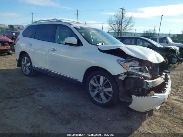  Salvage Nissan Pathfinder