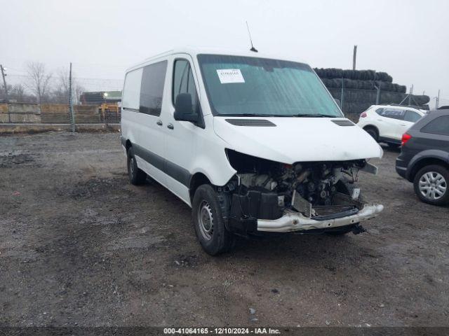  Salvage Mercedes-Benz Sprinter 2500