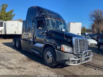  Salvage Freightliner Cascadia 125