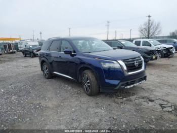  Salvage Nissan Pathfinder