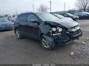  Salvage Hyundai TUCSON