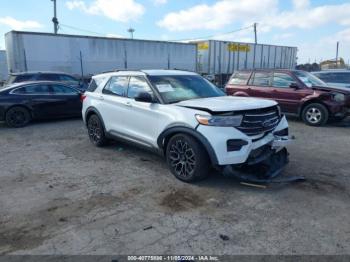  Salvage Ford Explorer