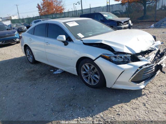  Salvage Toyota Avalon