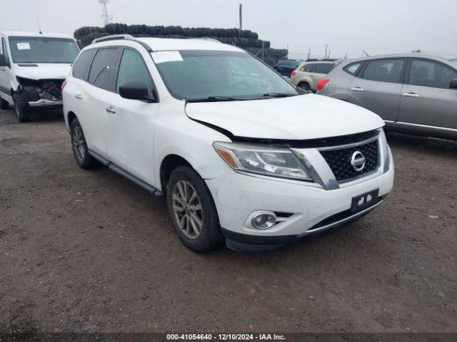  Salvage Nissan Pathfinder