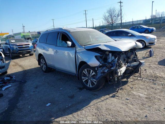  Salvage Nissan Pathfinder