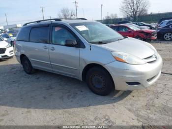  Salvage Toyota Sienna