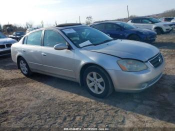  Salvage Nissan Altima