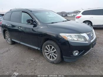  Salvage Nissan Pathfinder