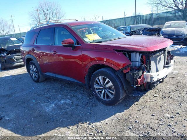  Salvage Nissan Pathfinder