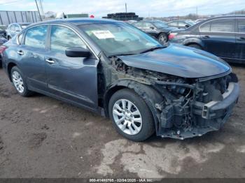  Salvage Nissan Altima