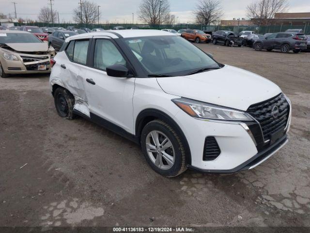  Salvage Nissan Kicks