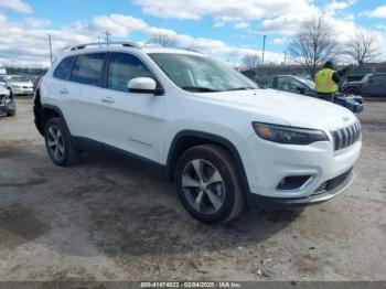  Salvage Jeep Cherokee