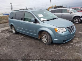  Salvage Chrysler Town & Country