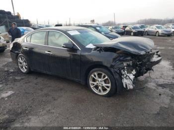  Salvage Nissan Maxima