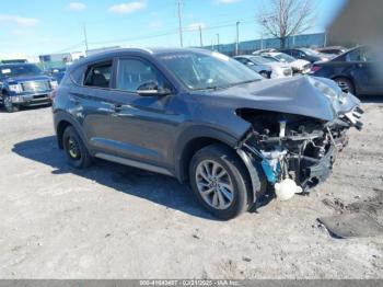  Salvage Hyundai TUCSON