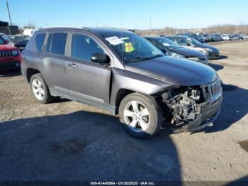  Salvage Jeep Compass