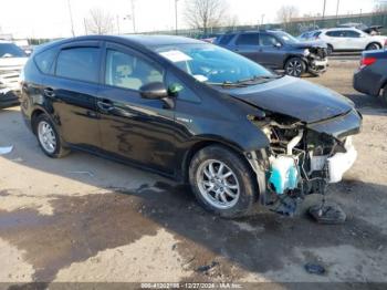  Salvage Toyota Prius v