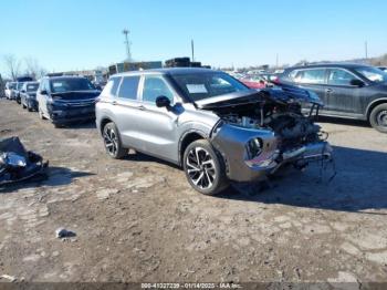  Salvage Mitsubishi Outlander