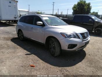  Salvage Nissan Pathfinder