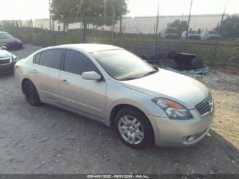  Salvage Nissan Altima