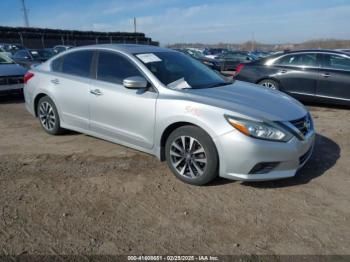  Salvage Nissan Altima