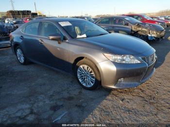  Salvage Lexus Es