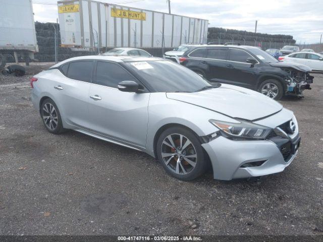  Salvage Nissan Maxima