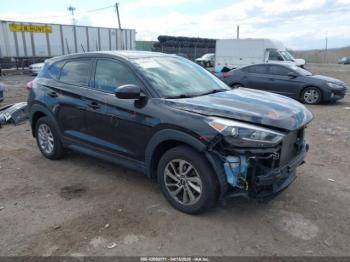  Salvage Hyundai TUCSON